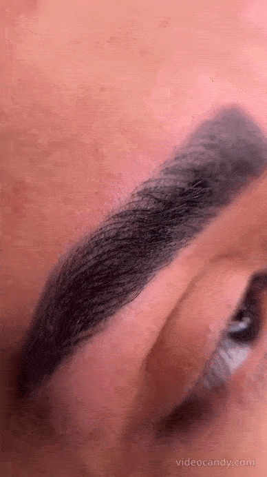 کاشت ابرو در چه فصلی مناسب‌تر است؟